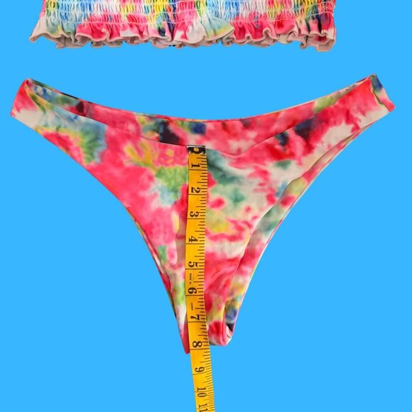 🎨 SHEIN Tie-Dye Smocked Bandeau Bikini Set (Size M) - Picture 5 of 8
